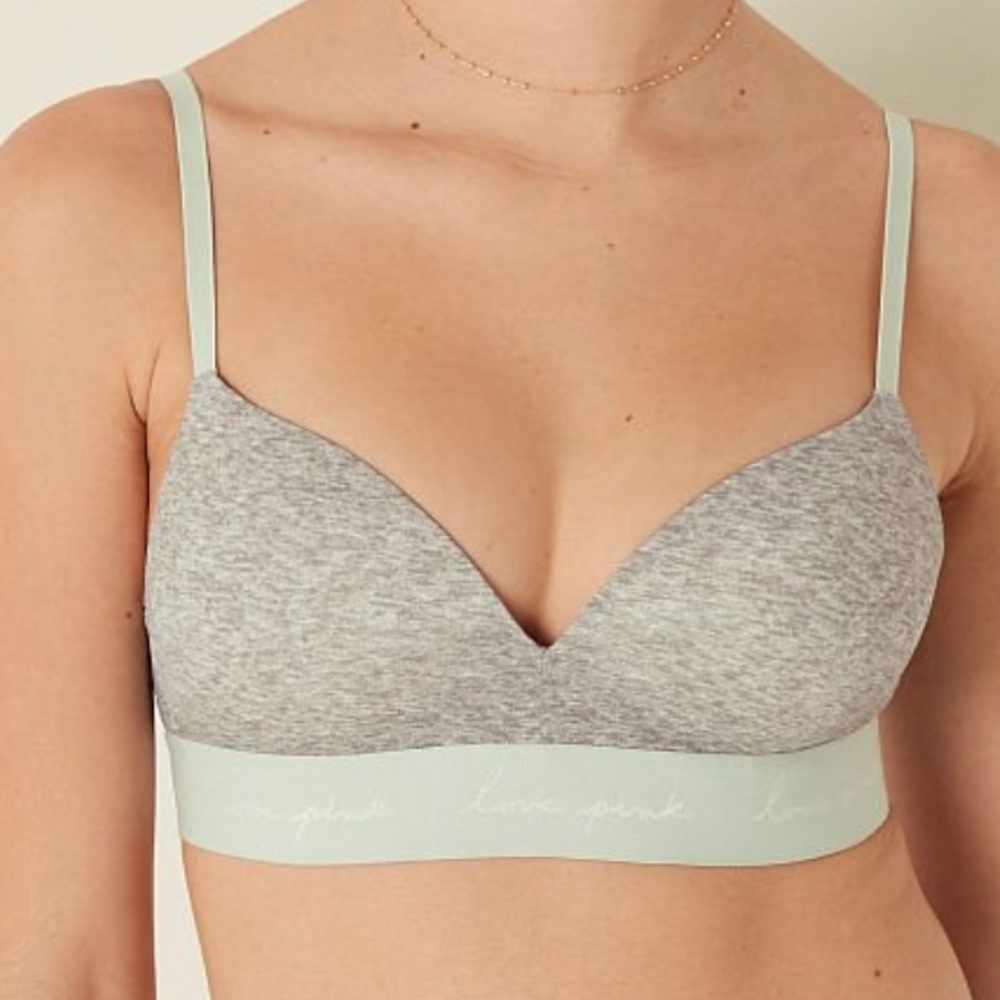 PINK Wear everywhere wireless bra